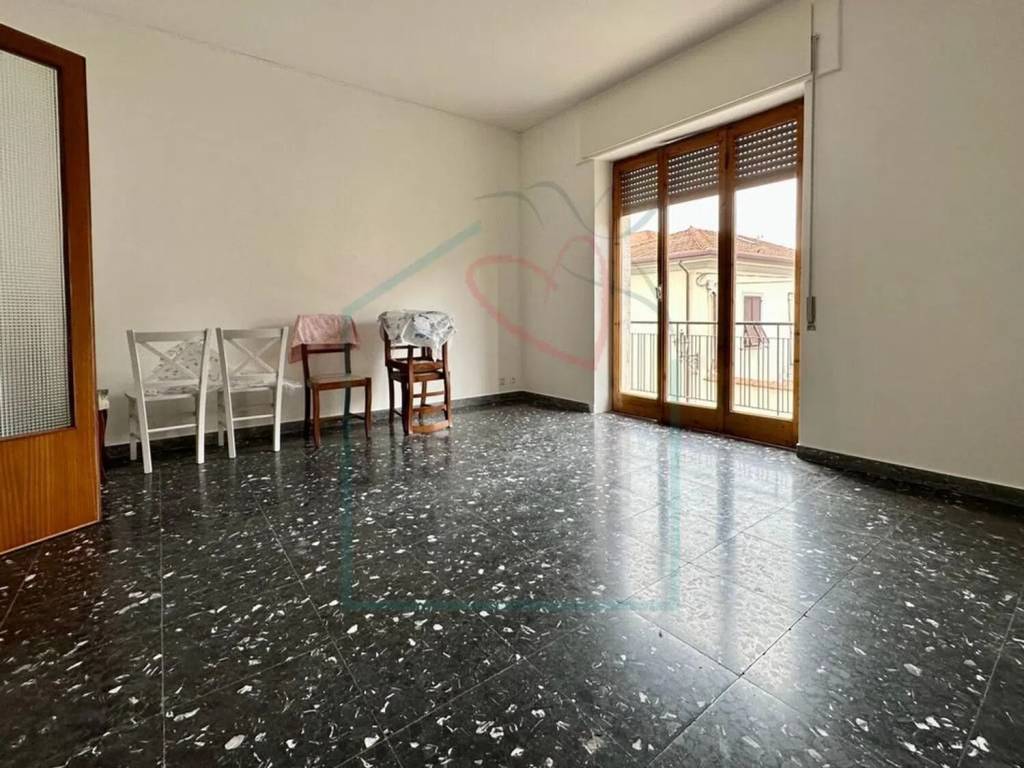 Appartamento a Sarzana in Via Torrione San Francesco - Foto 3