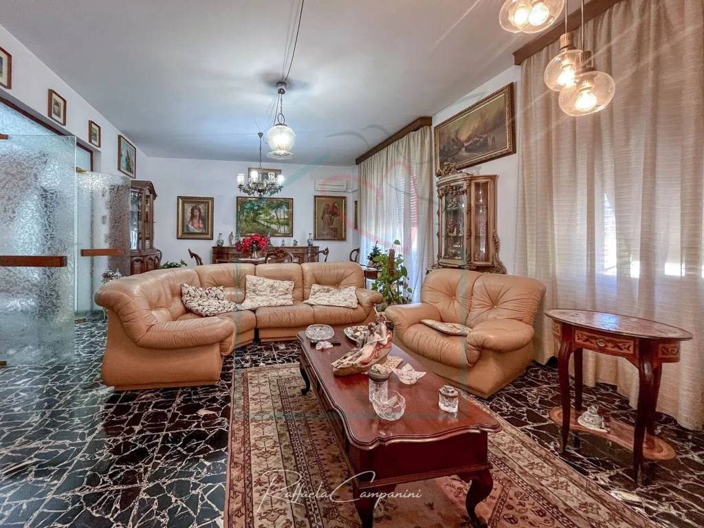 Appartamento a La spezia in Via Xxiv Maggio S.N.C. - Foto 3