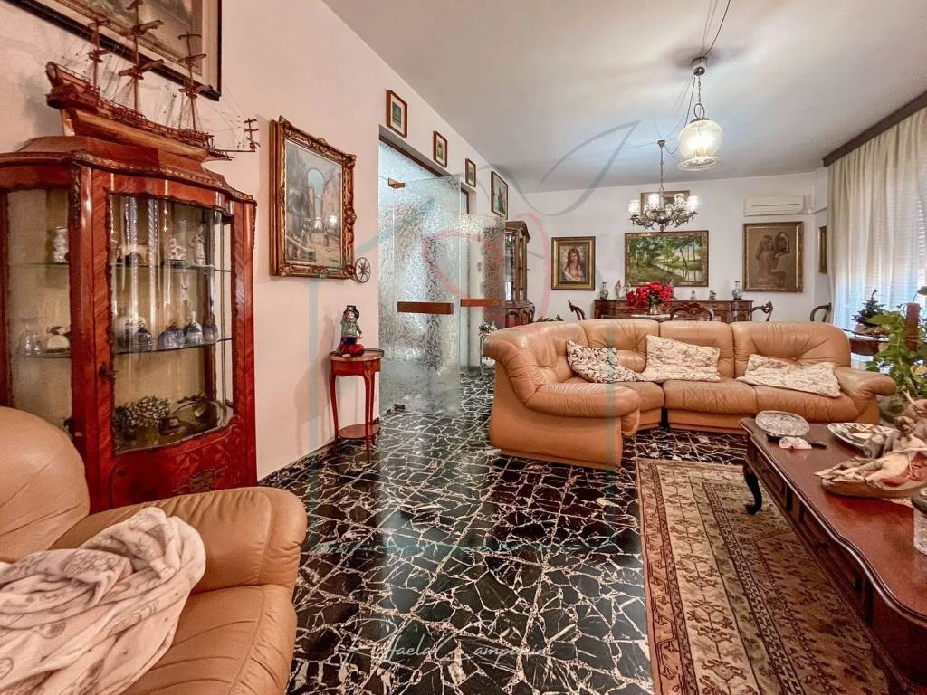 Appartamento a La spezia in Via Xxiv Maggio S.N.C. - Foto 4