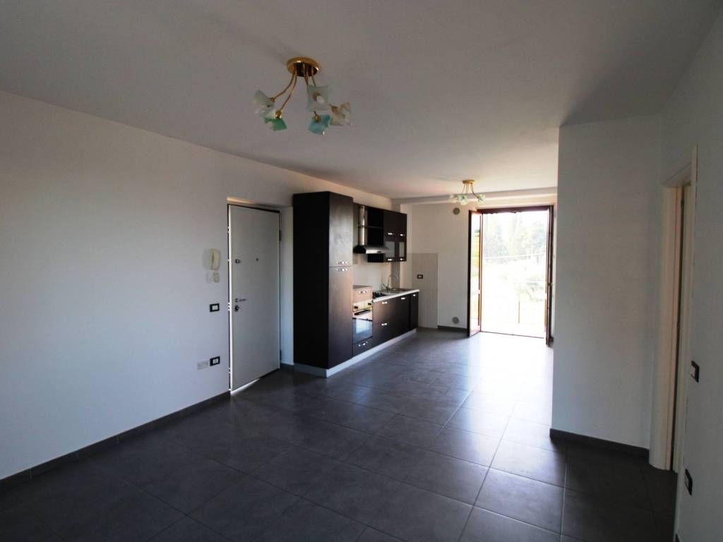 Appartamento a Montelupone in Contrada Palombarone - Foto 3