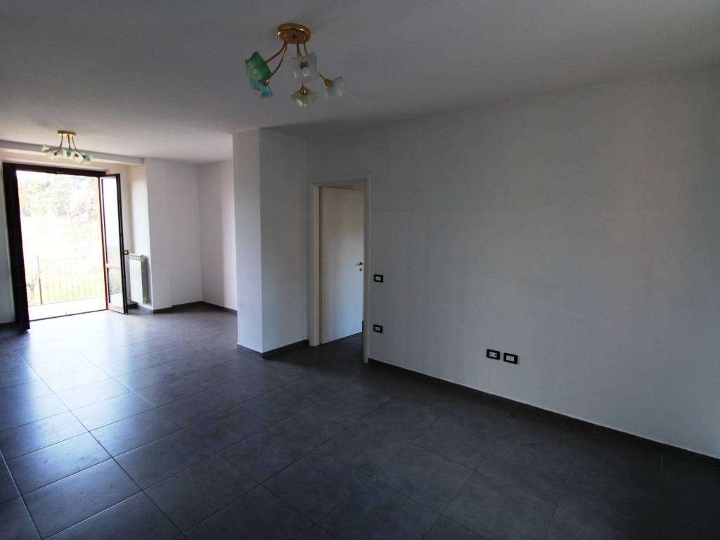 Appartamento a Montelupone in Contrada Palombarone - Foto 5