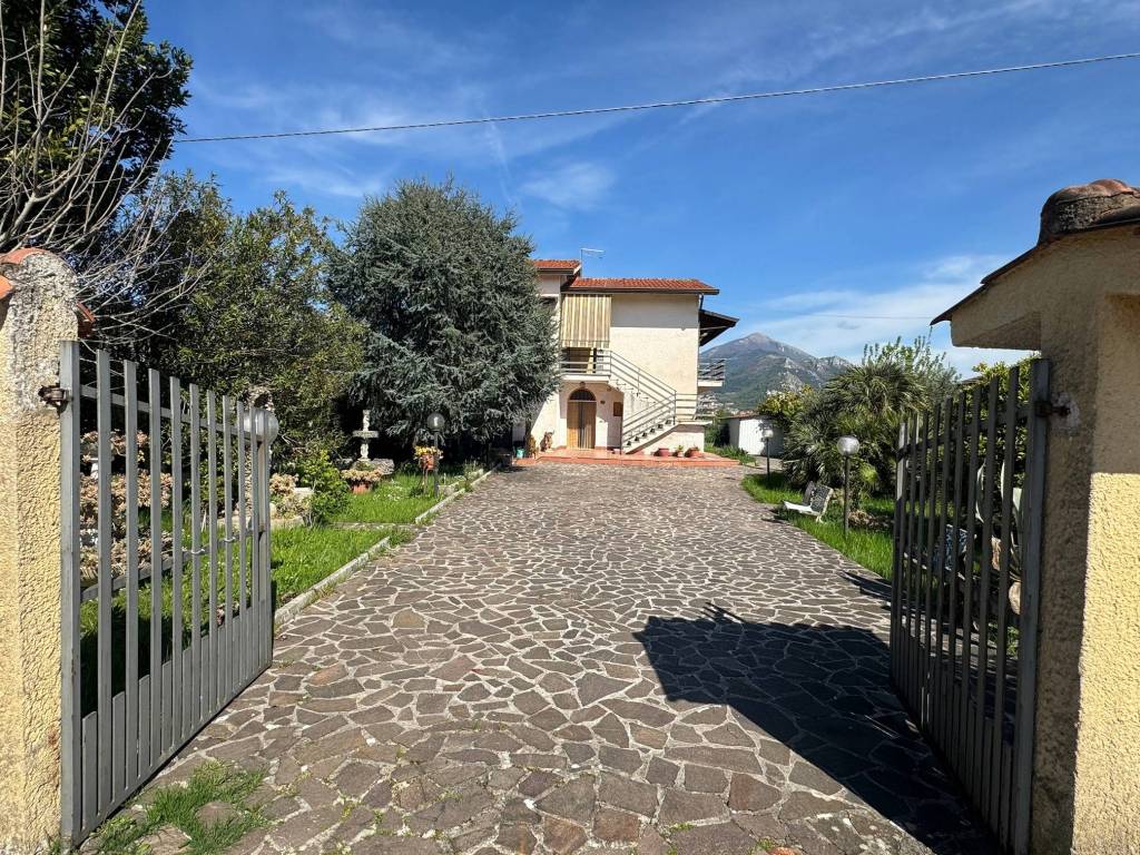 Villa a Roccasecca in Via Nevali - Foto 2