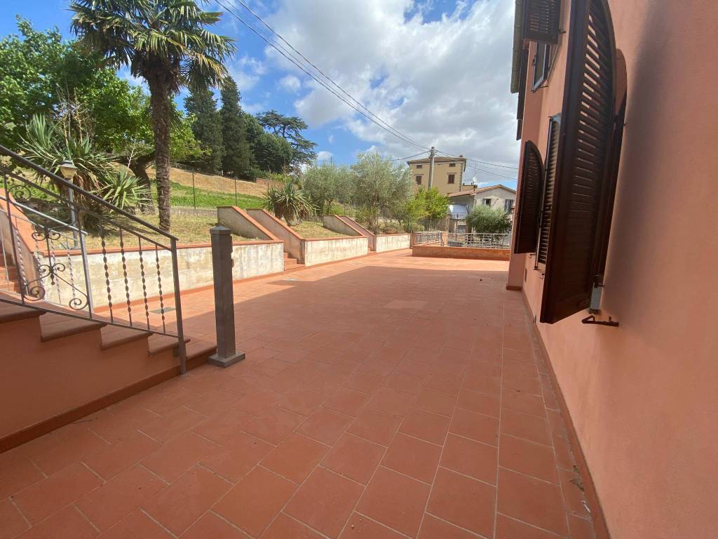 Appartamento a Castiglione del lago in Via dei Lecci - Foto 2