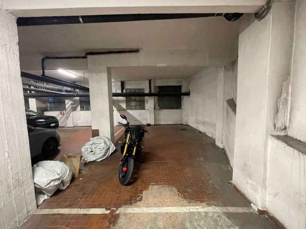 Box / garage a Genova in Via Carlo Stuparich S.N.C. - Foto 3