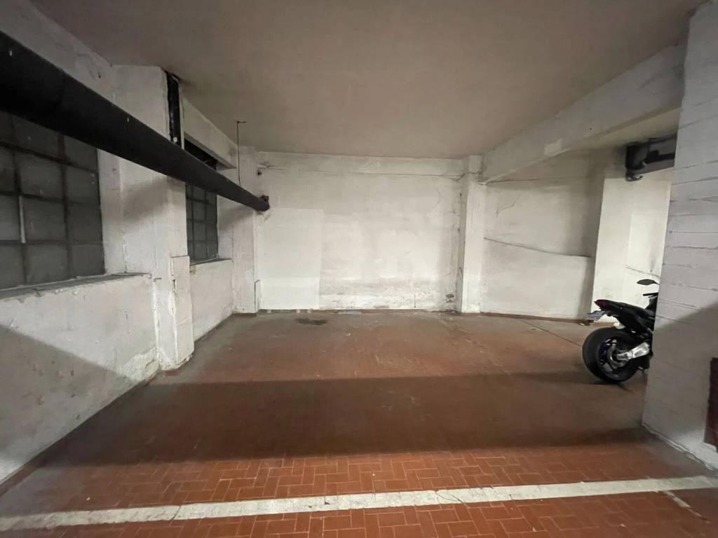Box / garage a Genova in Via Carlo Stuparich S.N.C. - Foto 5
