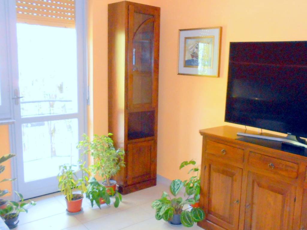 Appartamento a Vercelli in Viale della Rimembranza, 81 - Foto 3