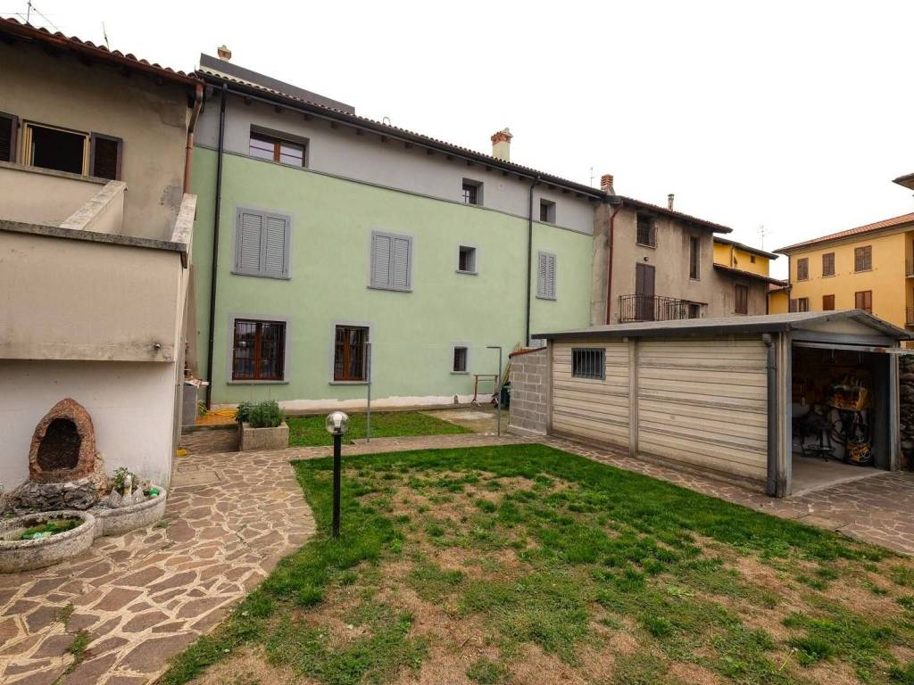 Appartamento a Brembate in Via Vittore Tasca - Foto 2