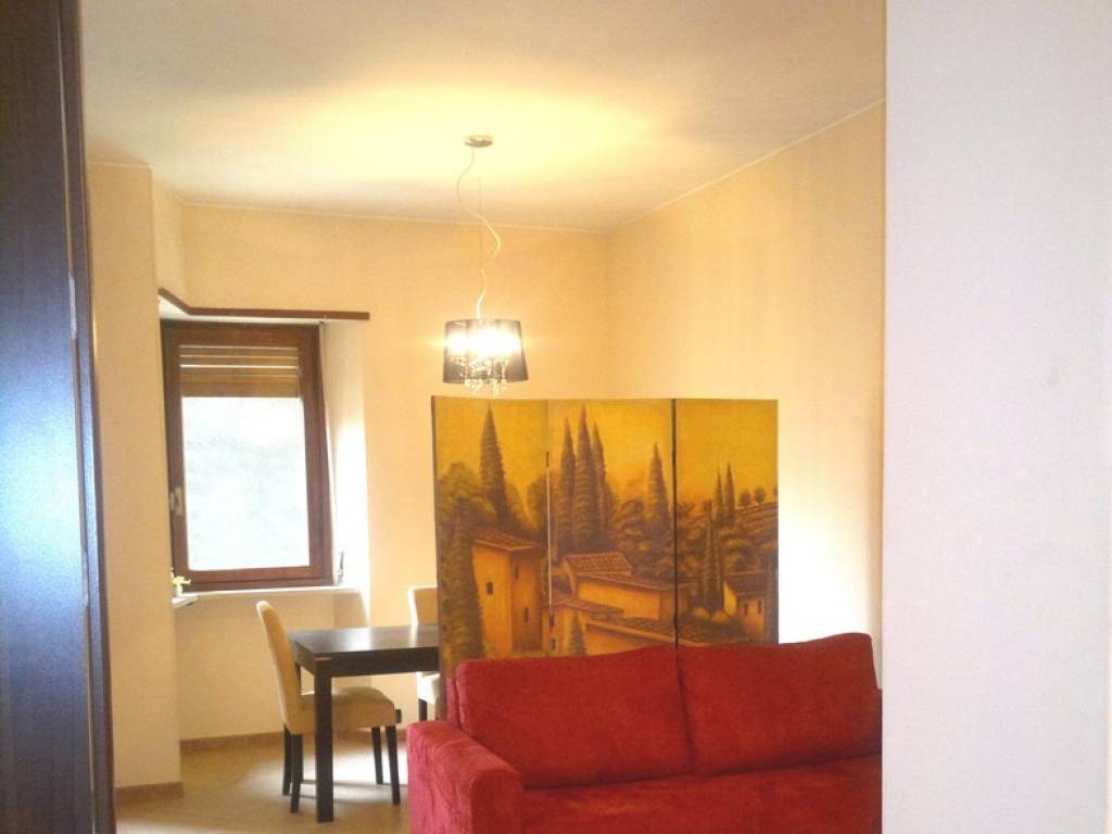 Appartamento a Alessandria in Piazza Giosuè Carducci, 3 - Foto 3