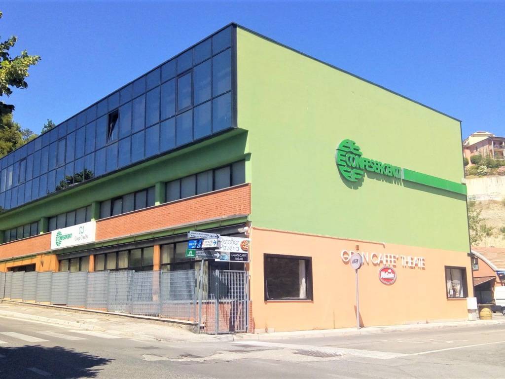 Palazzo / stabile a Chieti in Viale Maiella - Foto 2