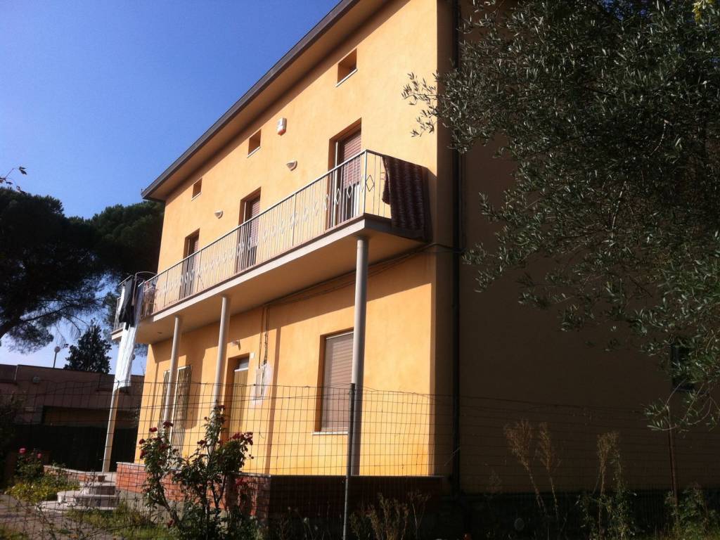 Villa a Tuoro sul trasimeno in Viale Console Flaminio - Foto 3