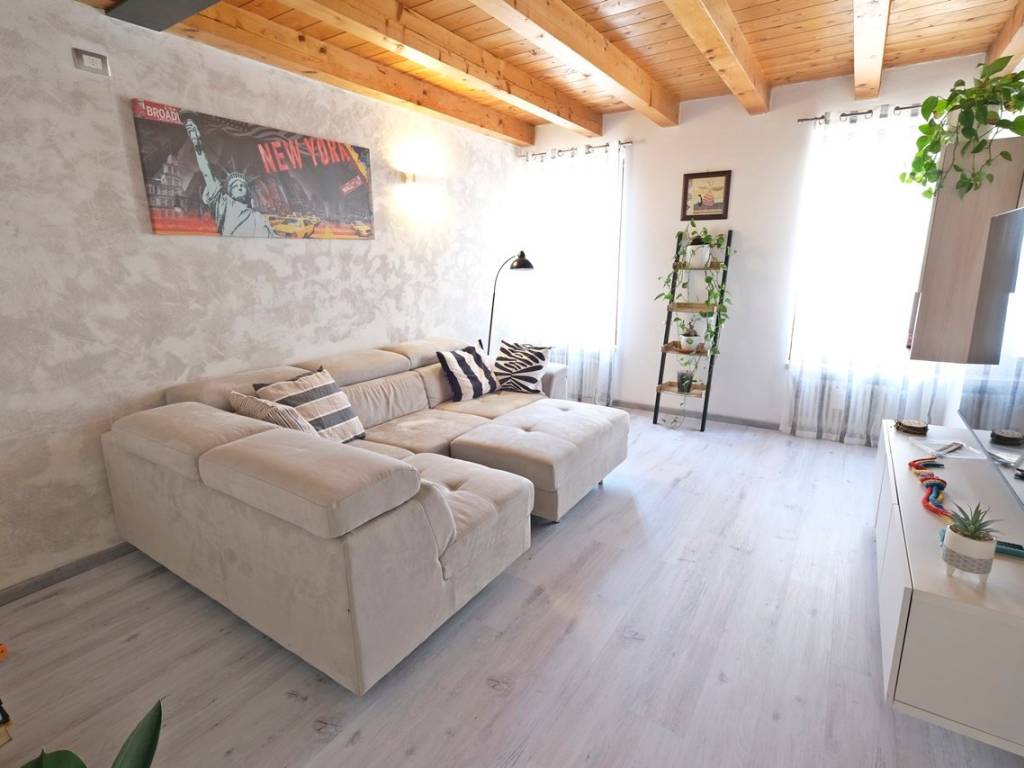Casa indipendente a Villafranca di verona in Via Stazione - Foto 3