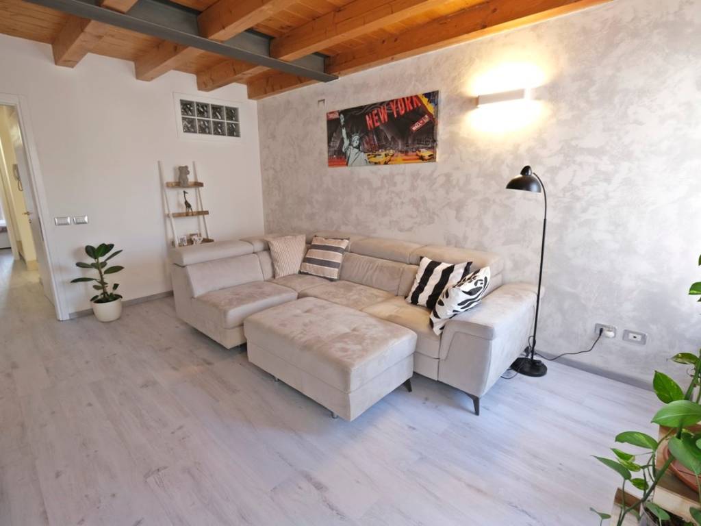 Casa indipendente a Villafranca di verona in Via Stazione - Foto 4