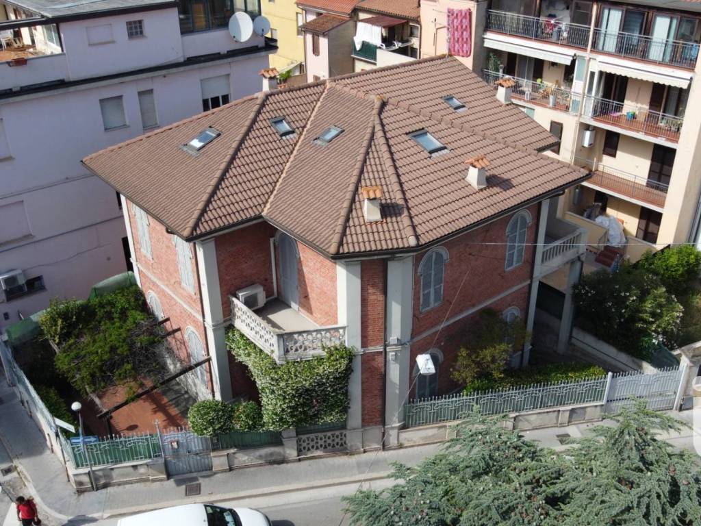 Villa a Civitanova marche in Via della Vela - Foto 4