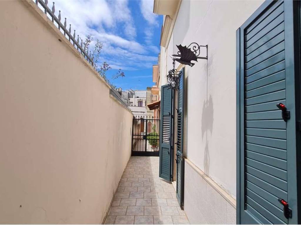 Casa indipendente a Supersano in Via Tito Minniti - Foto 5