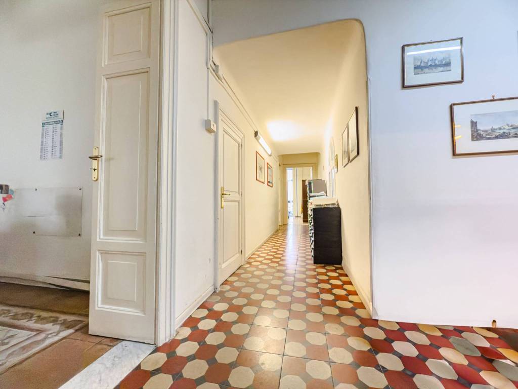 Appartamento a Taranto in Via Regina Elena, 86 - Foto 3