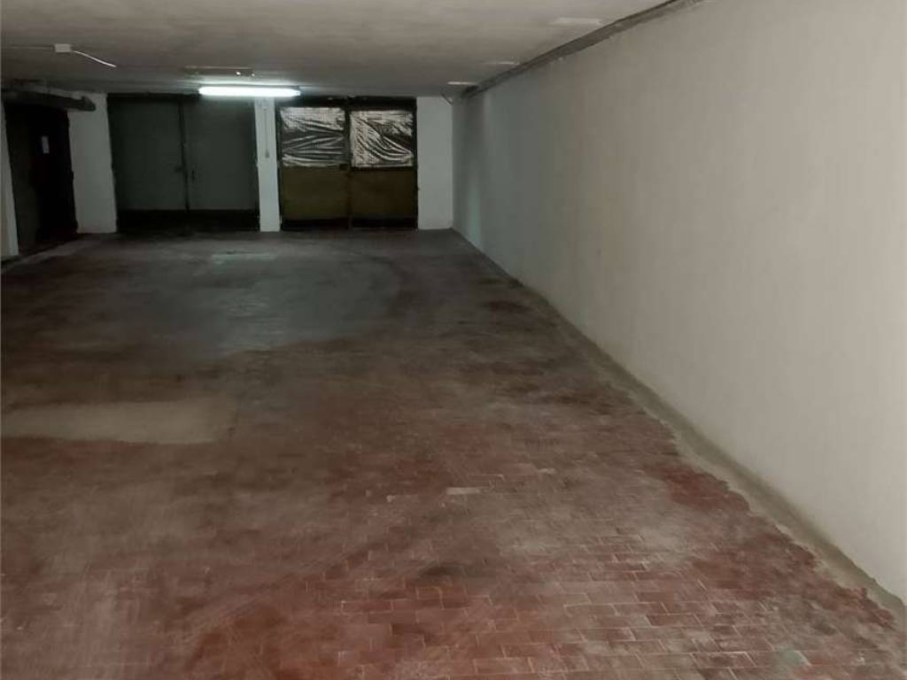 Box / garage a Modena in VIA SIGONIO, 100 - Foto 2