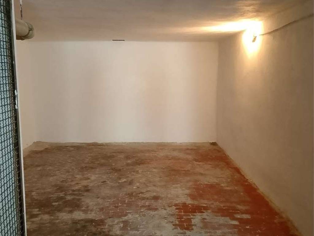 Box / garage a Modena in VIA SIGONIO, 100 - Foto 4