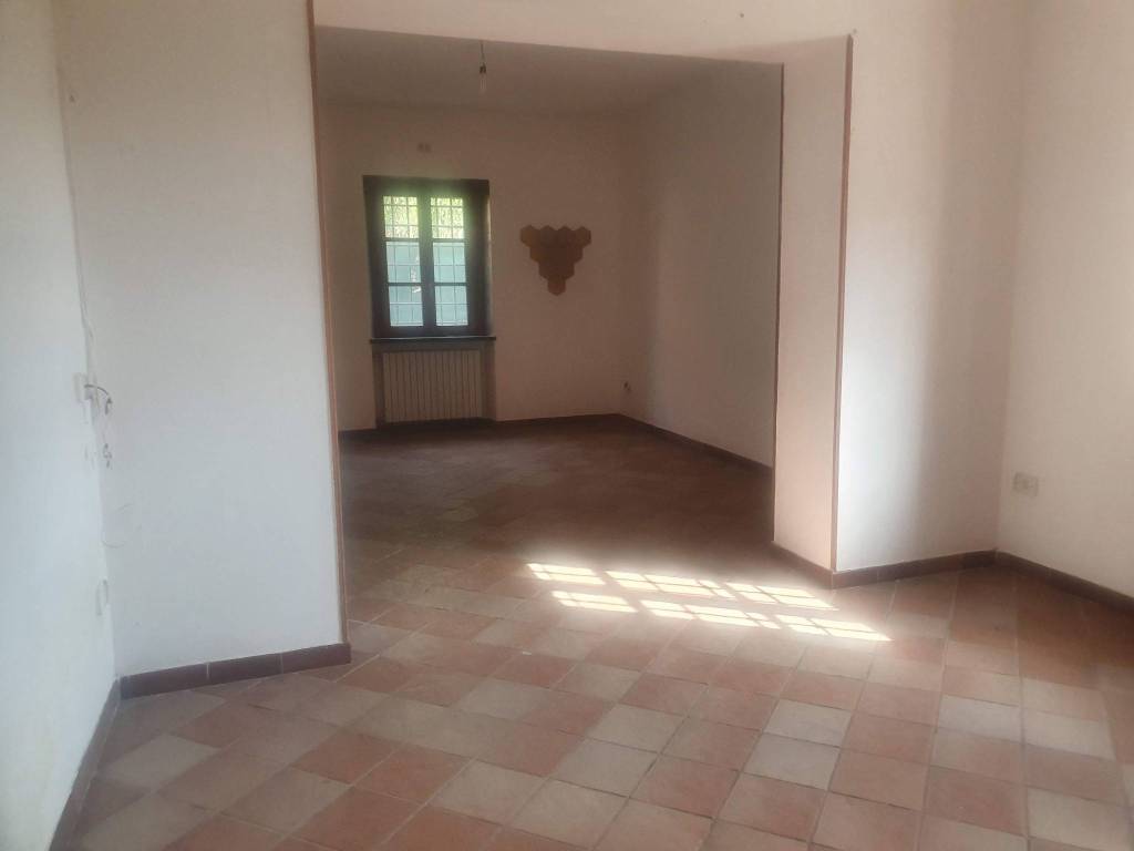 Appartamento a Collesalvetti in Via degli Ontani - Foto 2