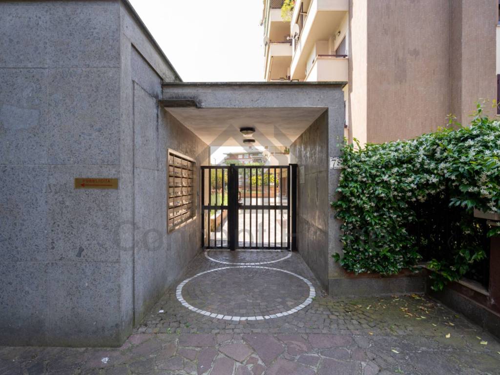 Box / garage a Roma in Via Elio Vittorini - Foto 3