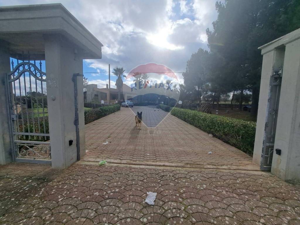Villa a Francavilla fontana in Via per Carosino - Foto 4