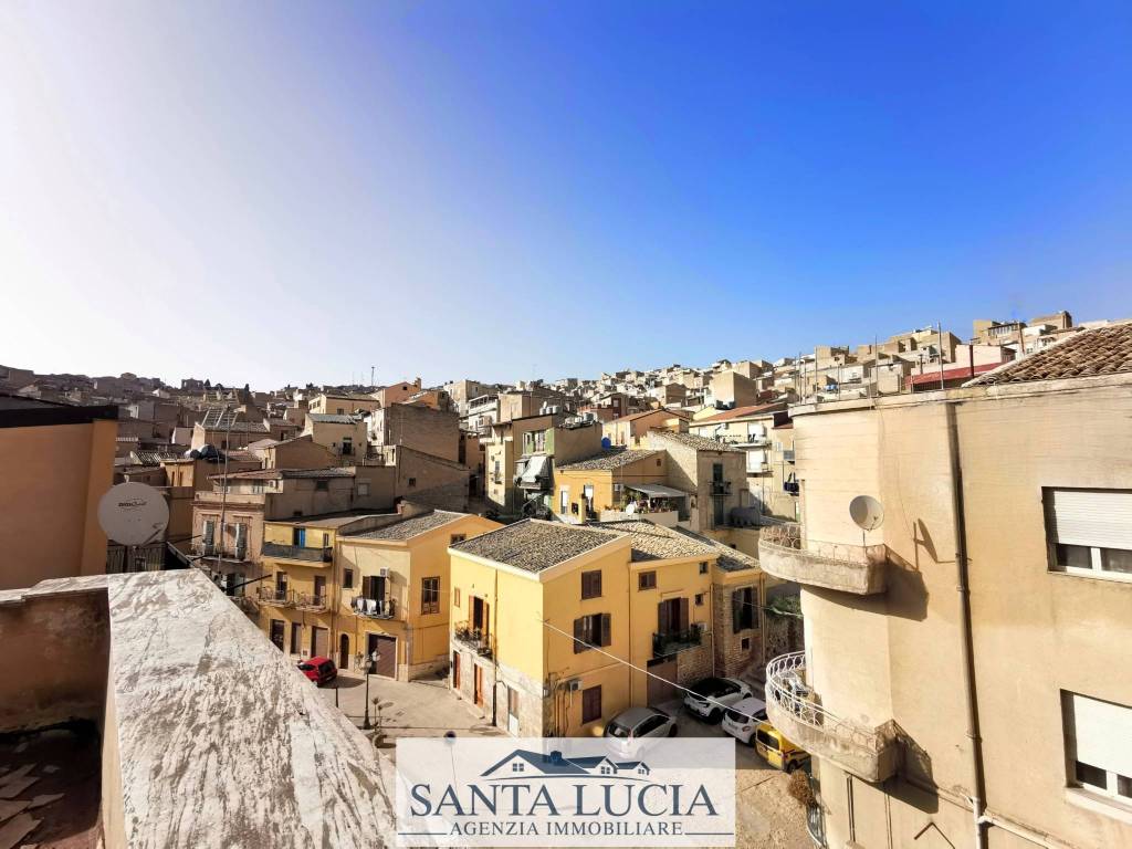 Appartamento a Canicattì in Via Capitano Giovaani Ippolito - Foto 3