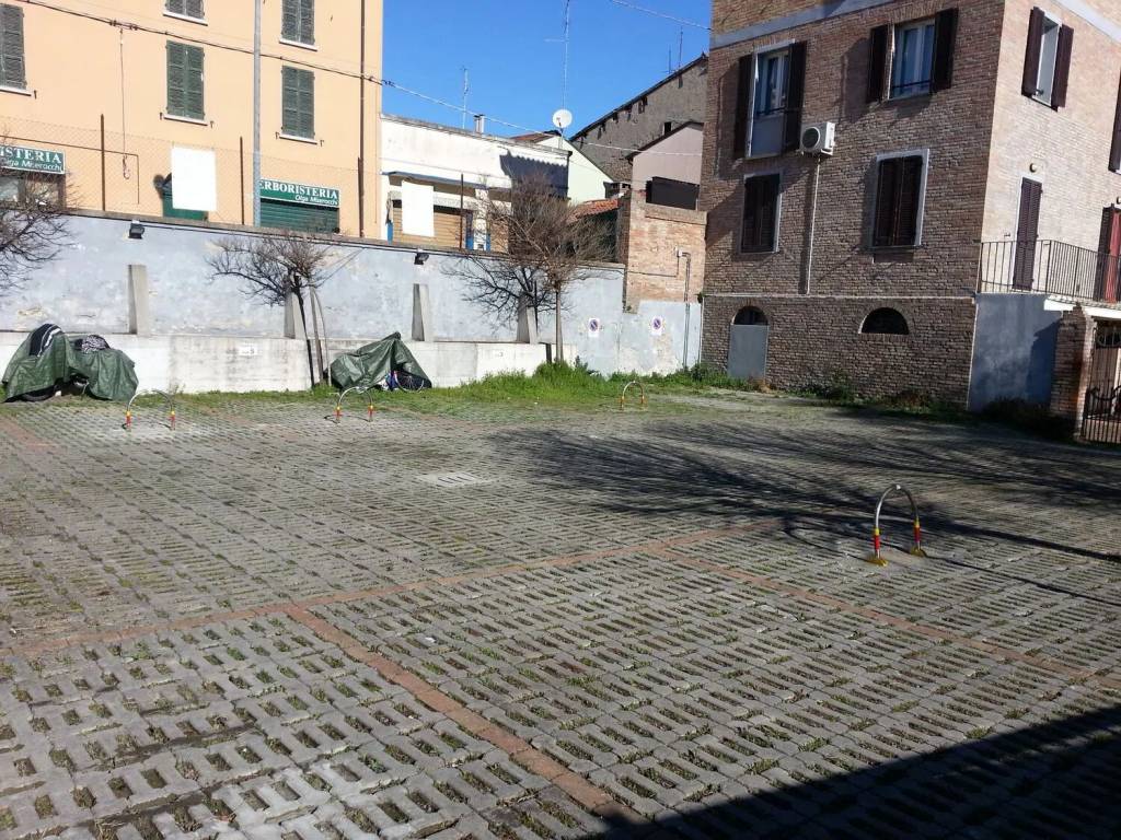 Box / garage a Ravenna in Circonvallazione Fiume Montone Abbandonato - Foto 2