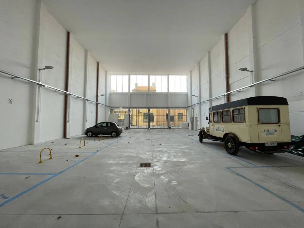 Box / garage a Ravenna in Piazza Francesco Baracca, 5 D - Foto 5