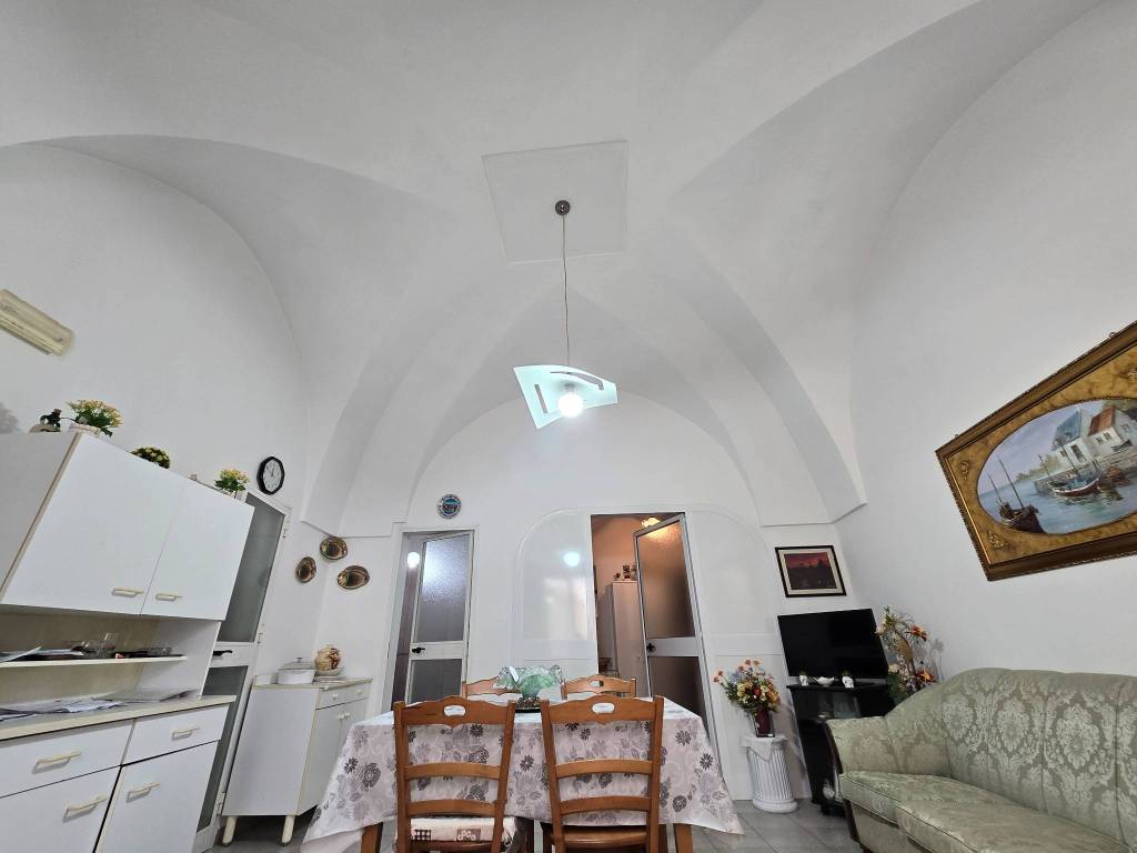 Casa indipendente a Ostuni in Corso Giuseppe Garibaldi - Foto 3