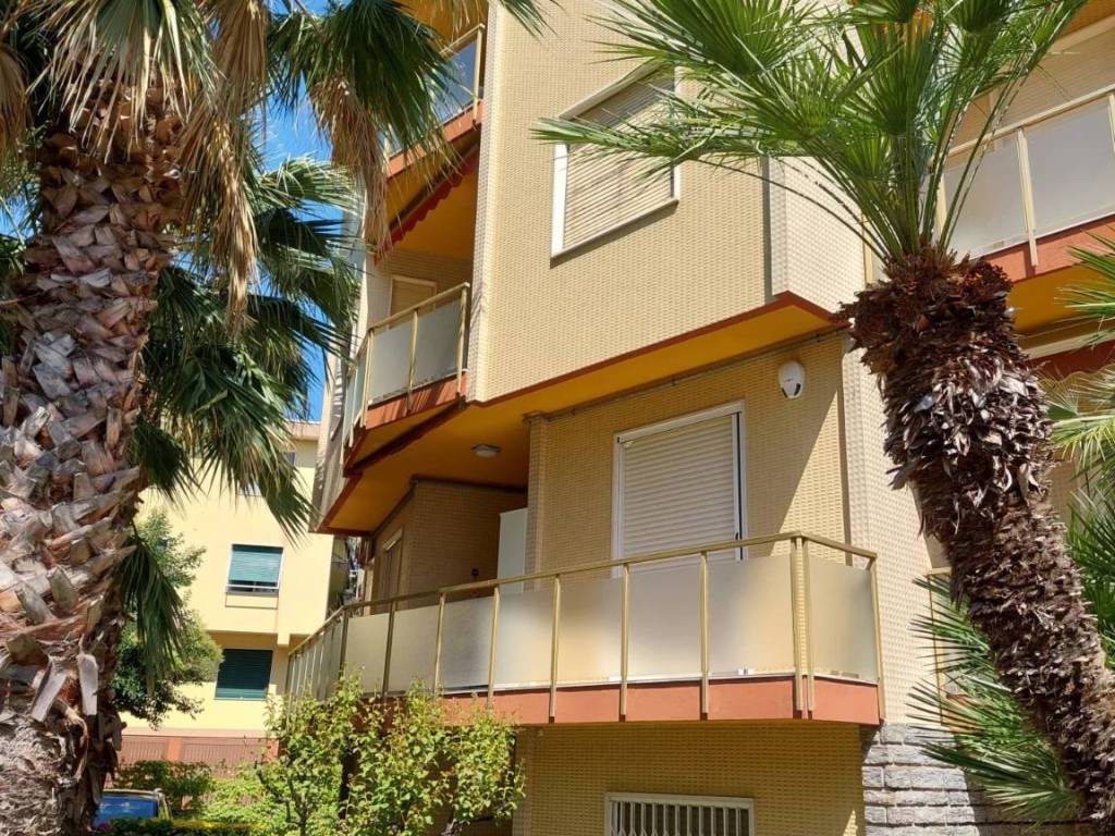 Attico / mansarda a Bordighera in Via Girolamo Rossi 63 - Foto 2