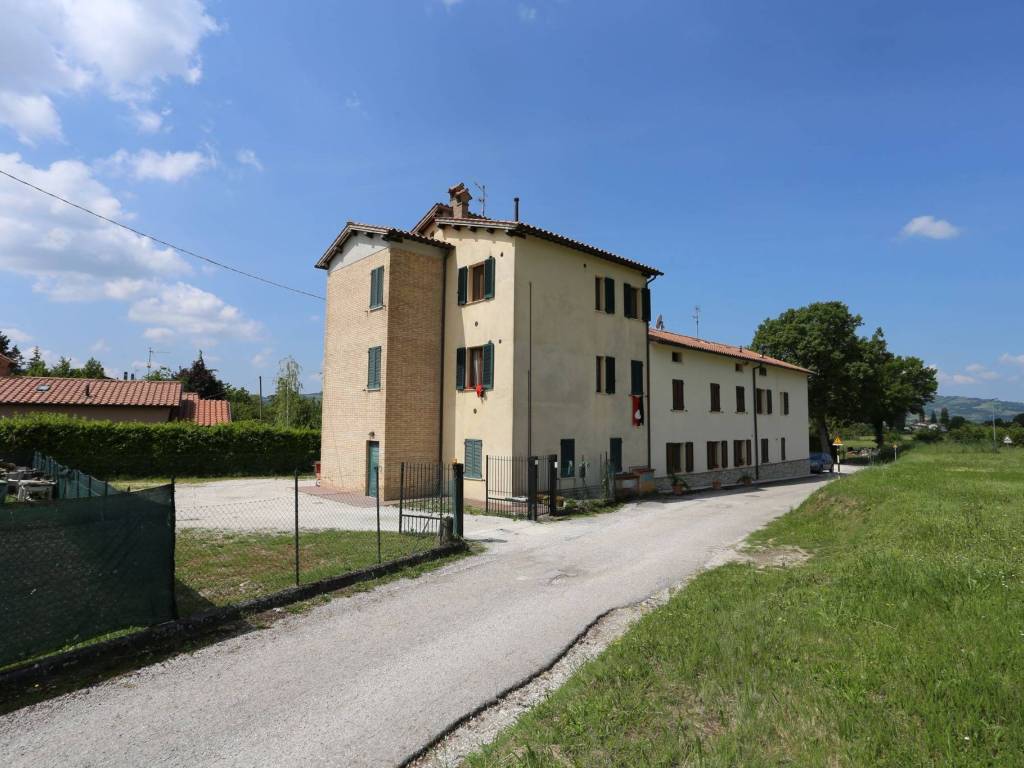 Appartamento a Gubbio in Via Rita Atria - Foto 3