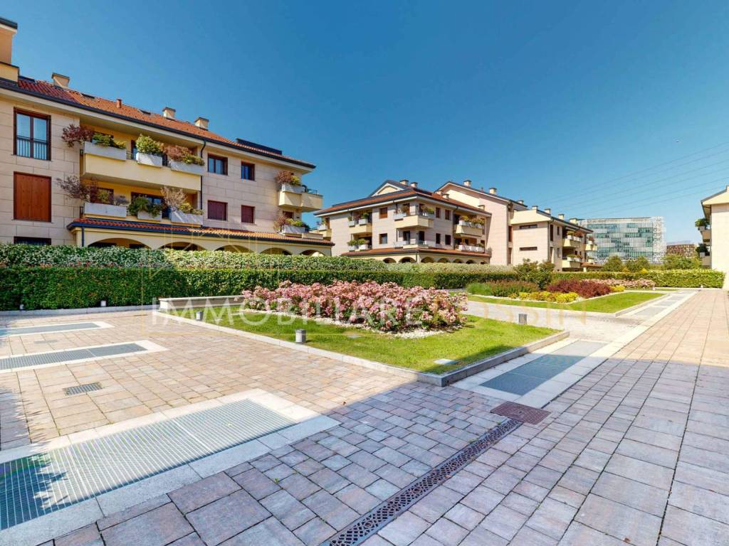 Appartamento a Assago in Via Bazzana Inferiore - Foto 2