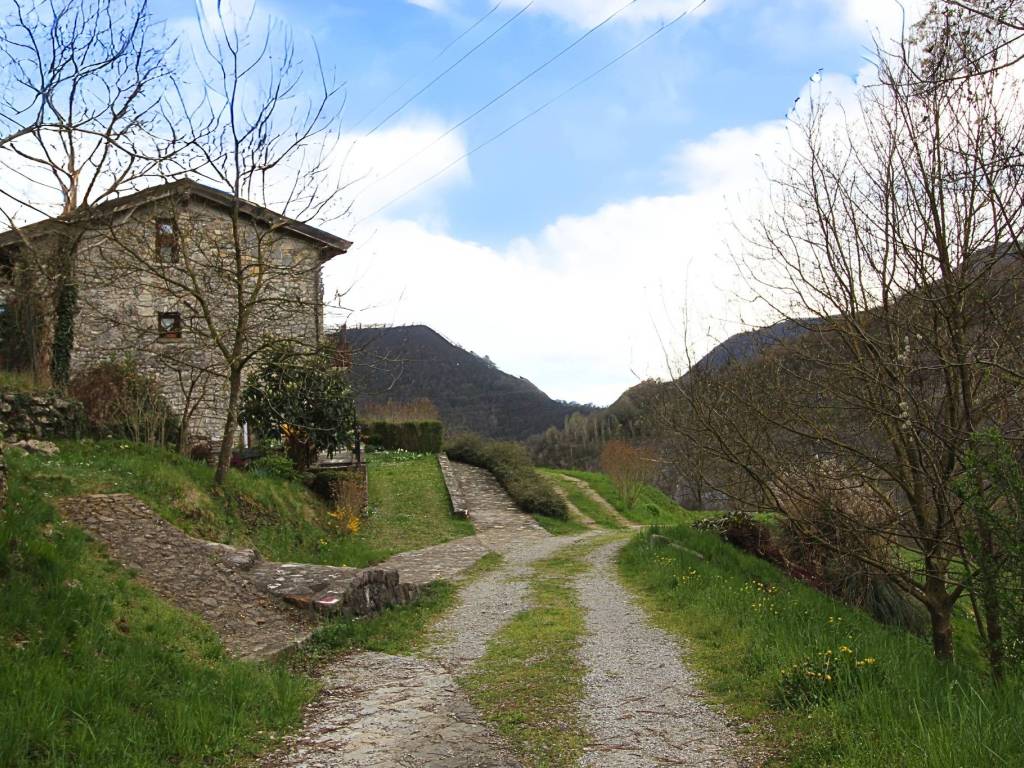 Rustico / casale a Val brembilla in Via Prato Nuovo - Foto 2