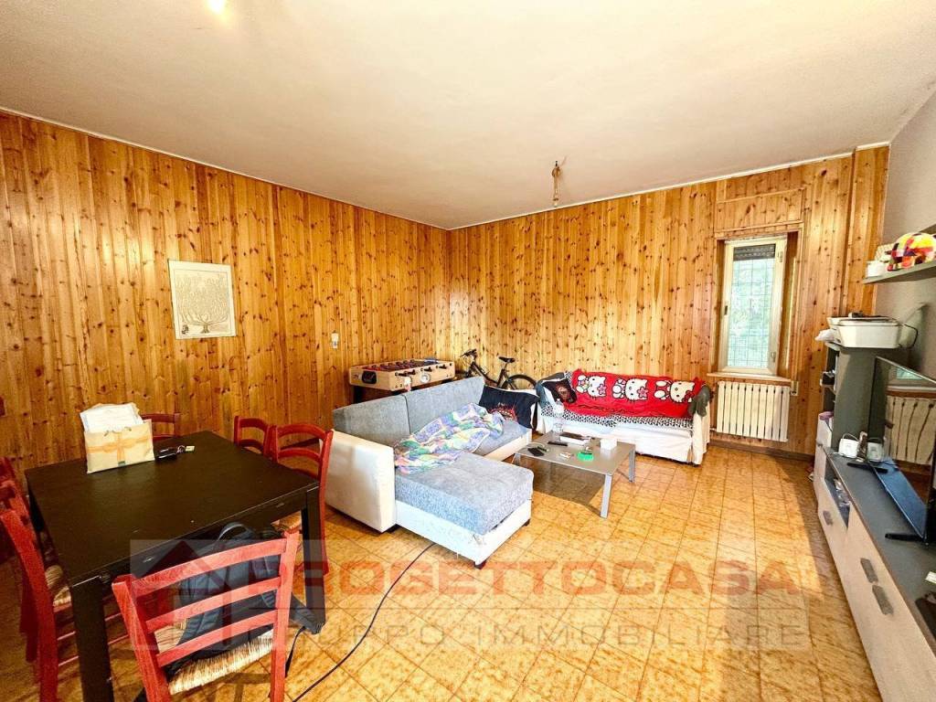 Appartamento a Castignano in Contrada Castiglioni - Foto 3