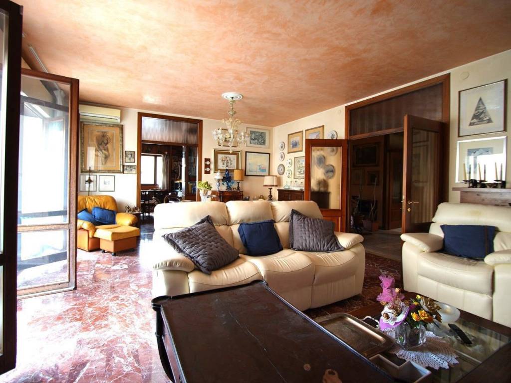 Appartamento a Venezia in Viale San Marco, . - Foto 2