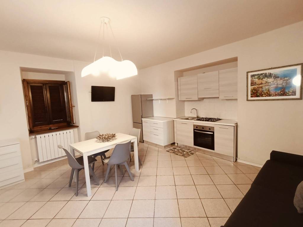 Appartamento a Invorio in Via Cesare Battisti, 11 - Foto 3