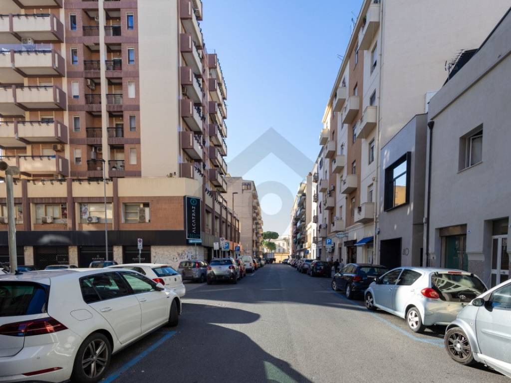 Appartamento a Cagliari in Via Pietro Delitala - Foto 4