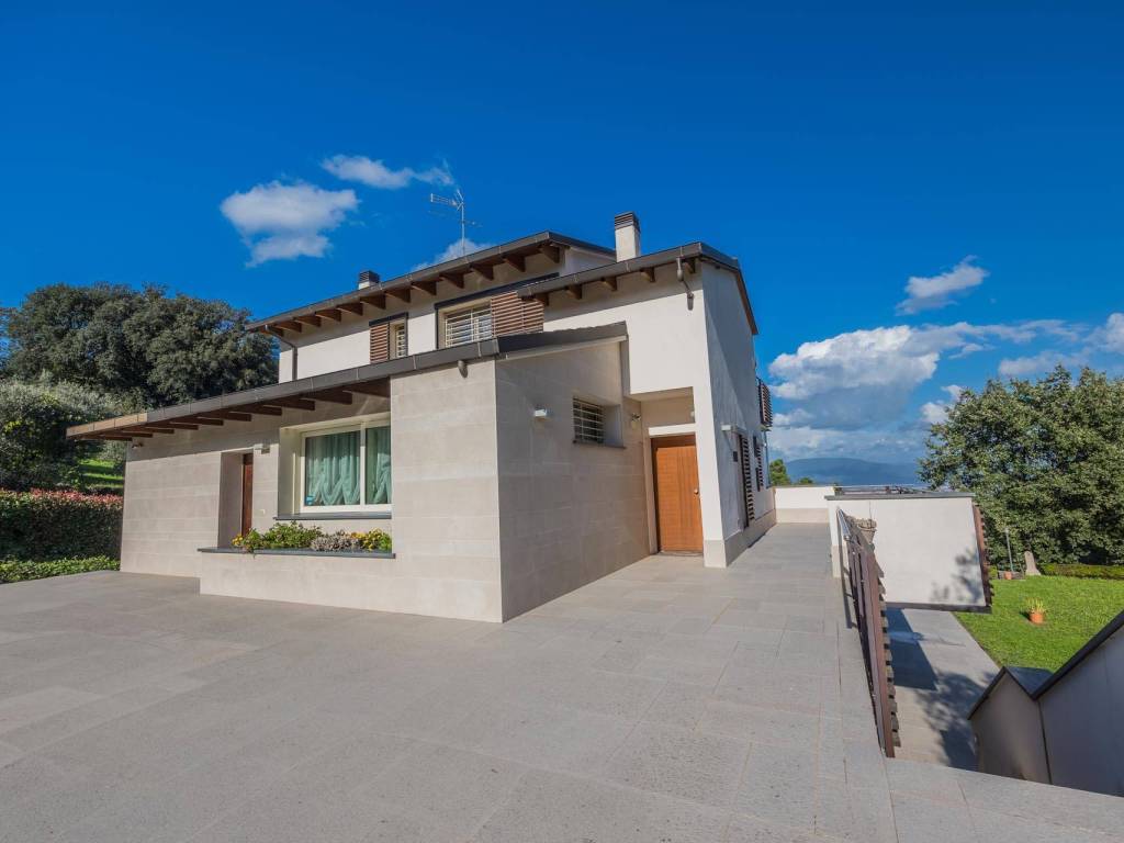 Villa a Lamporecchio in Via Giugnano - Foto 4