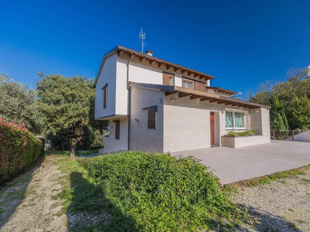 Villa a Lamporecchio in Via Giugnano - Foto 5