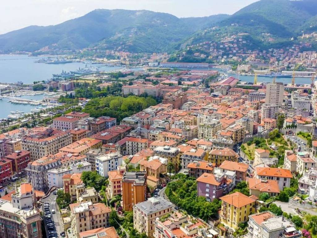 Villa a La spezia in Via dei Pilastri - Foto 2