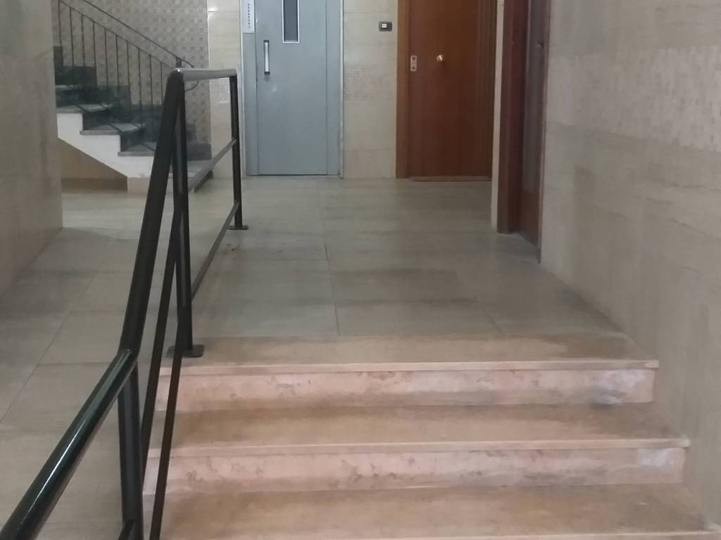 Appartamento a Taranto in Via Principe Amedeo, 336 - Foto 4