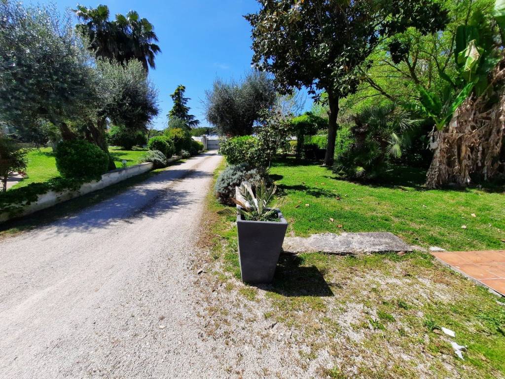 Villa a Latina in Via Appia - Foto 4