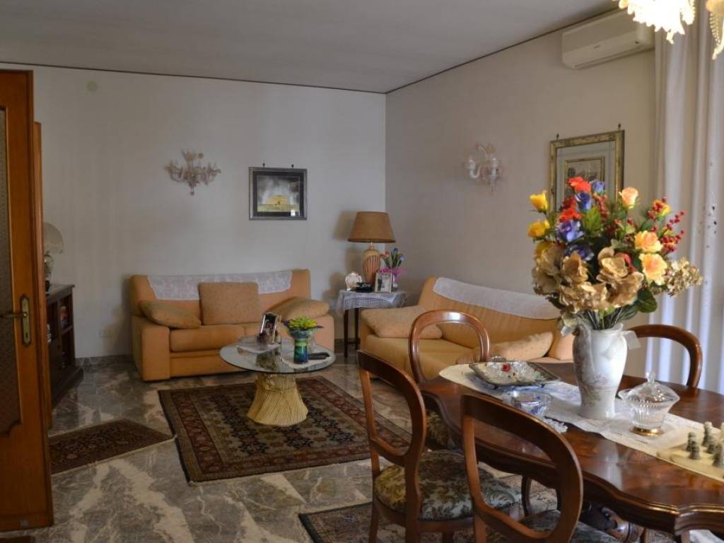 Villa a Selvazzano dentro in VIA REDIPUGLIA - Foto 2