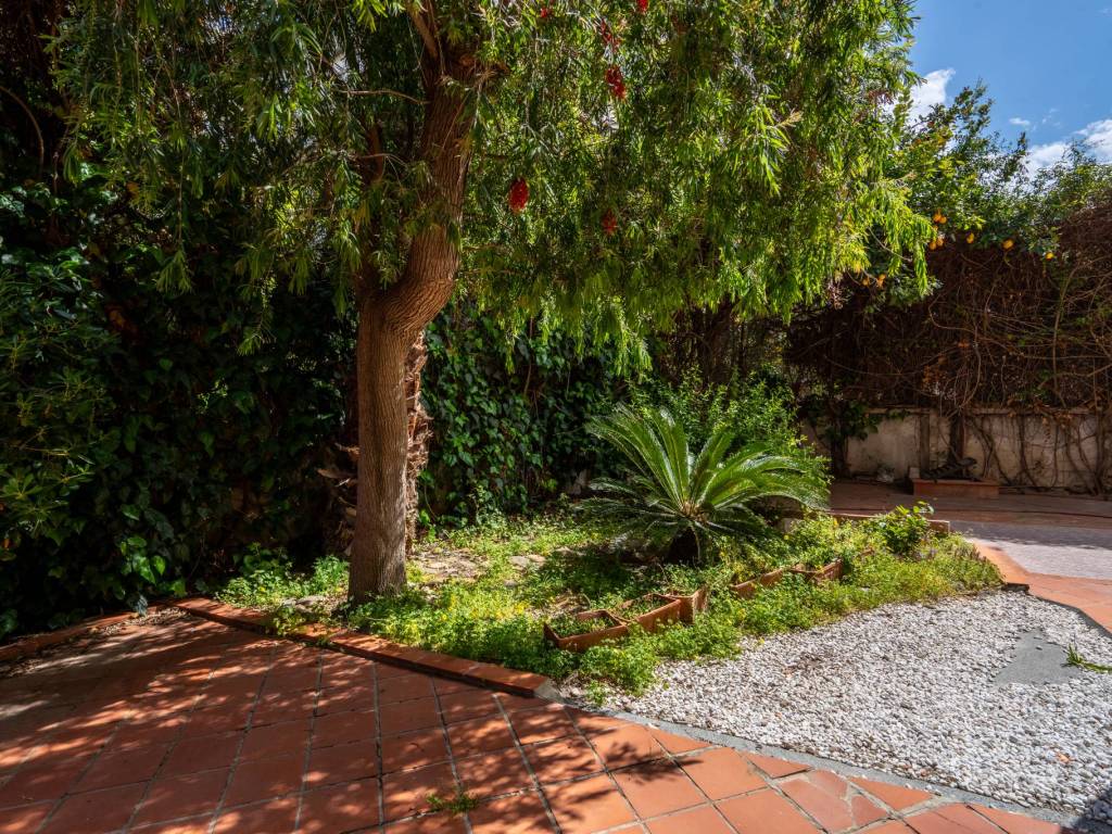 Appartamento a Cagliari in Viale Poetto - Foto 2
