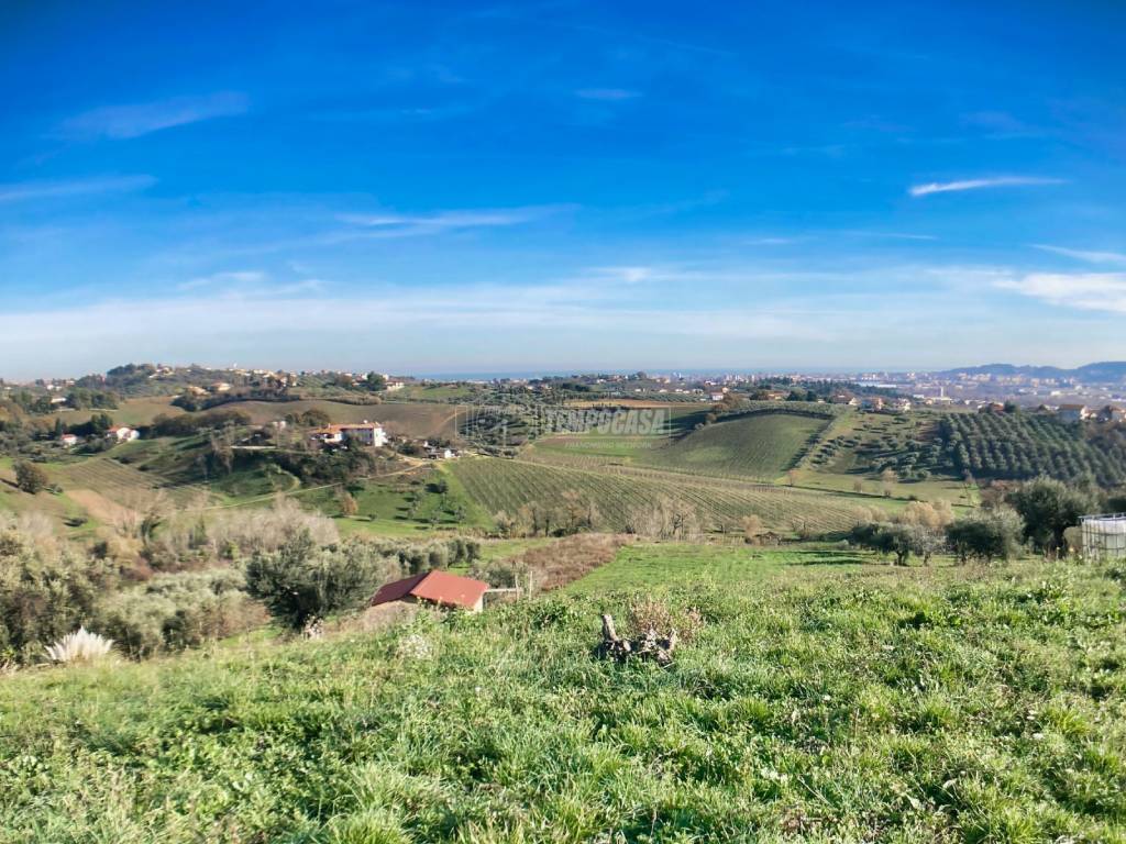 Terreno a Spoltore in Via Santa Lucia - Foto 2