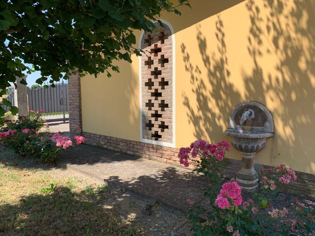 Villa a Serravalle a po in Via Risorgimento, 10 - Foto 4