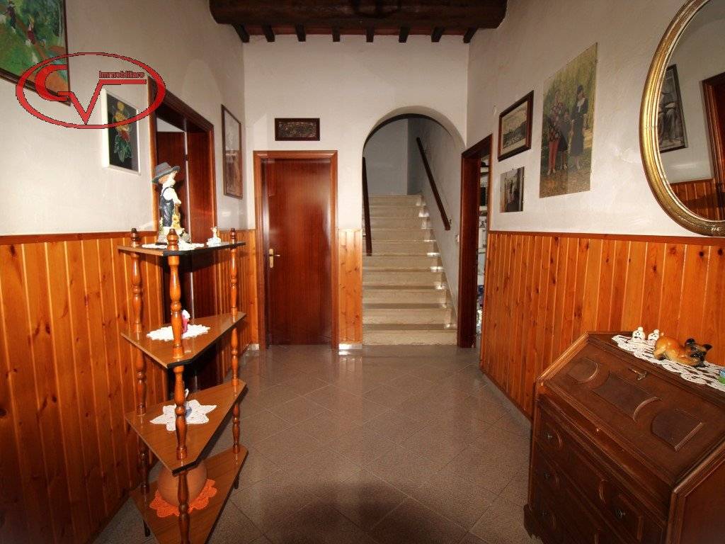 Appartamento a Terranuova bracciolini in Farnibona - Foto 2