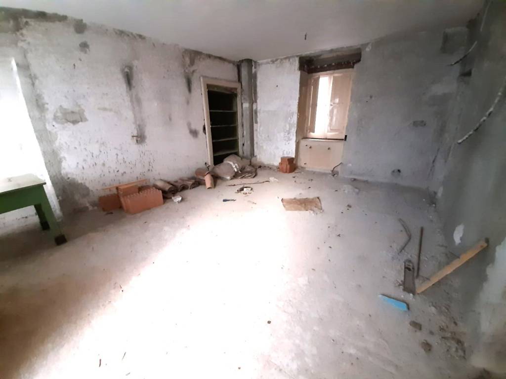Casa indipendente a Lamezia terme in Via Camillo Benso di Cavour, 19 - Foto 4