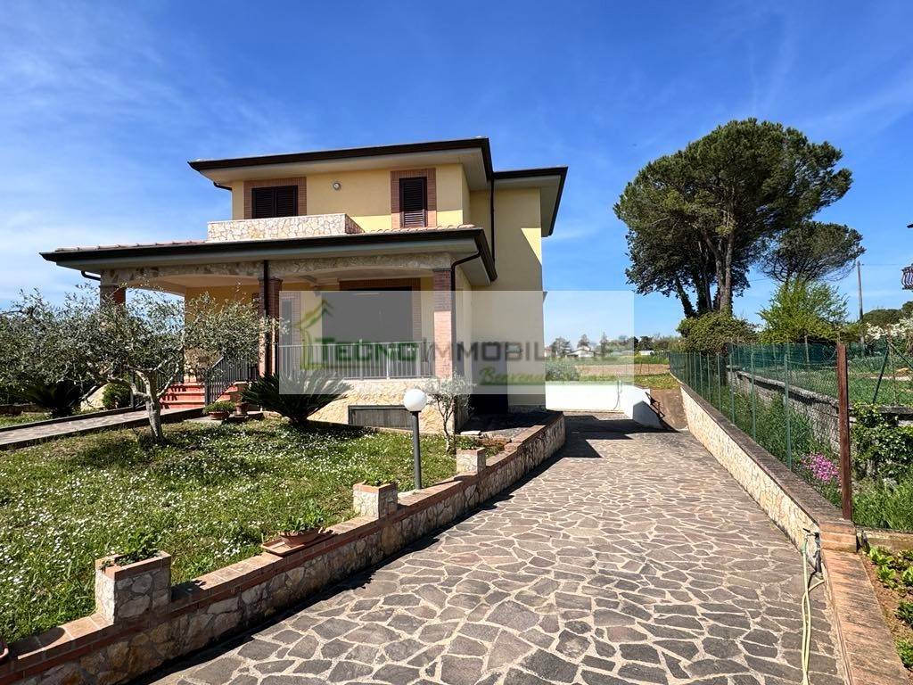 Villa a Pontecorvo in Contrada Melfi di Sotto - Foto 2