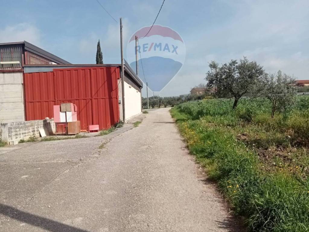 Casa indipendente a Benevento in via Padre Pio, 356 - Foto 4