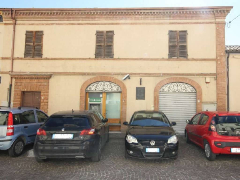 Immobile a Fiuminata in piazza Giacomo Leopardi 6A - Foto 2